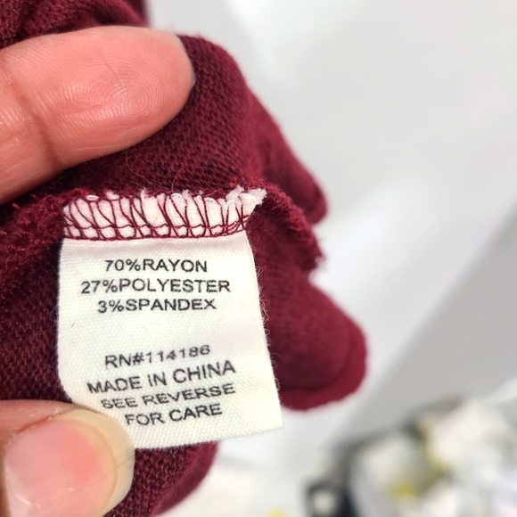 Ady P Women's Size Large L Burgundy Black Sweater Blouse Top with Front Gather‎ - Picture 7 of 8